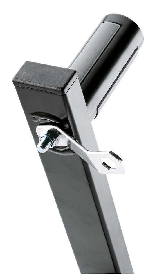 K&M 24110B Høyttalerstativ Veggmonterbare